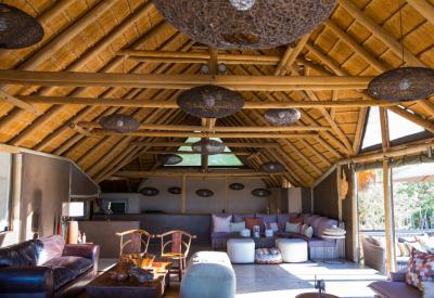 Birdlife Onguma Bush Camp waterhole private Onguma Game Reserve Etosha Namibia