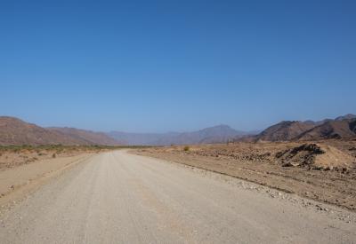 C13 mountain pass Orange River Namibia South Africa border scenic road trip
