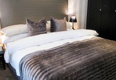 O On Kloof breakfast and dining boutique hotel Bantry Bay Sea Point Cape Town