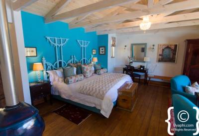 Tintswalo Atlantic lodge Chapman's Peak mountain backdrop Hout Bay Cape Town