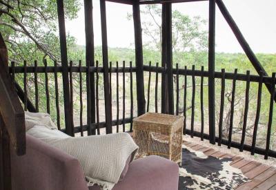 Expert guided walking safari Africa On Foot Klaserie Game Reserve Big Five South Africa
