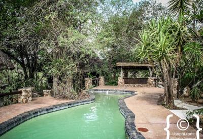 Outdoor boma dining Ezulwini Billy's Lodge Balule Nature Reserve Greater Kruger South Africa