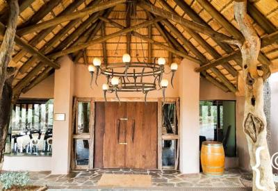 Motswiri Safari Lodge family safari malaria-free Madikwe Game Reserve South Africa
