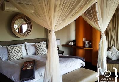 Rhulani Safari Lodge indoor outdoor shower suite Madikwe Game Reserve South Africa