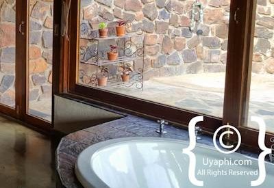 Tuningi Safari Lodge Image Gallery