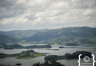Lake Bunyonyi Uganda terraced hills boat scenery photography