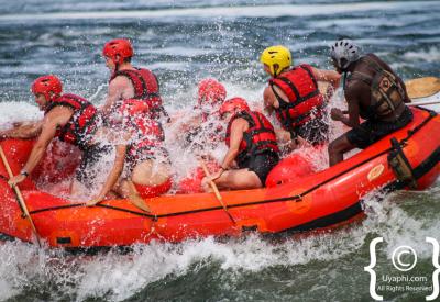 White water rafting Nile River Uganda combine gorilla trekking safari