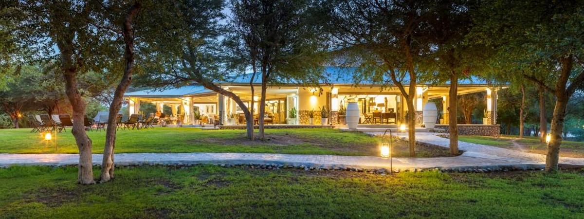 Mushara Outpost bordering the Etosha National Park