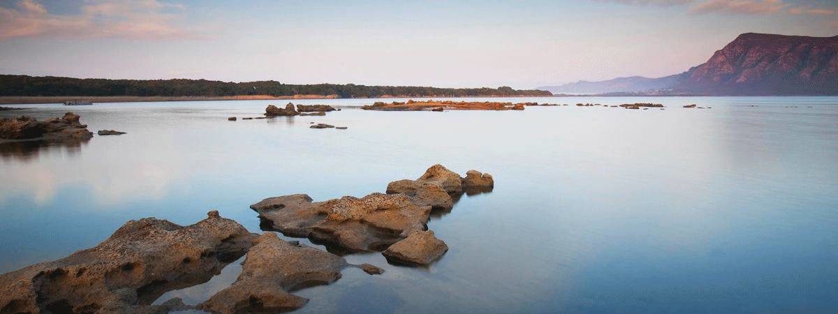 Mosaic Farm Lagoon Lodge