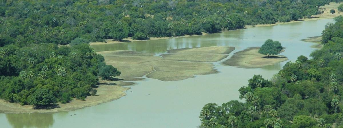 Kalamu Lagoon Camp
