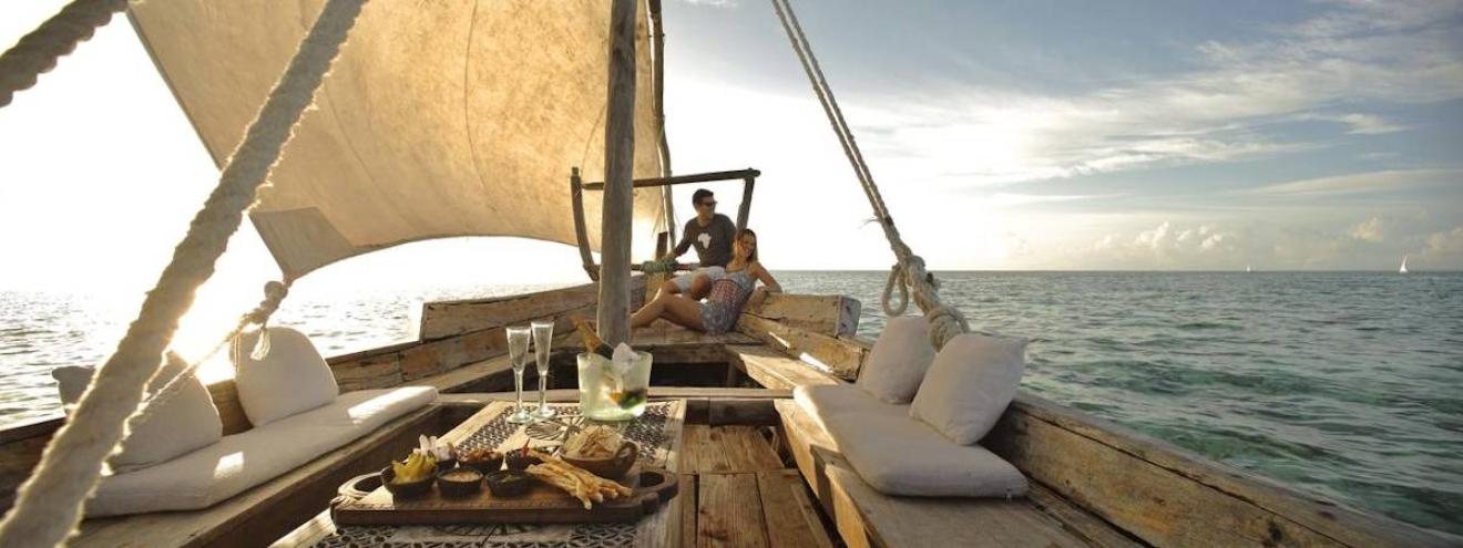 Honeymoon in Africa romantic safari lodges private candlelit dinner sunset seclusion luxury couples