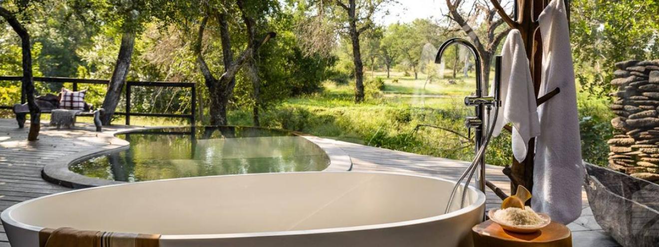 Safari lodges and villas in the Singita Game Reserve