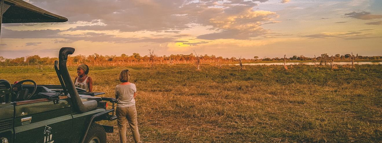 Botswana travel bucket list Makgadikgadi meerkats Tsodilo Hills Okavango Delta Savute Chobe houseboat