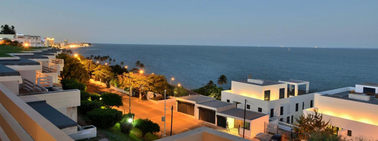 What to do in Maputo Mozambique boulevard architecture central market railway station Eiffel Polana Hotel