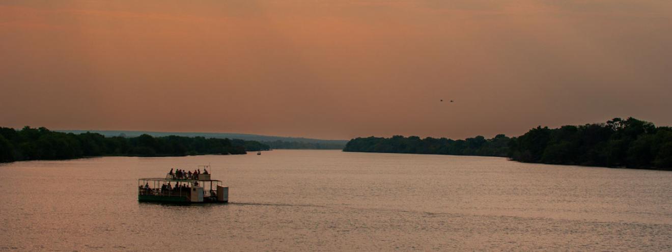 10 must-see attractions Livingstone Zambia Victoria Falls Devil's Pool rafting bridge sunset cruise rhino
