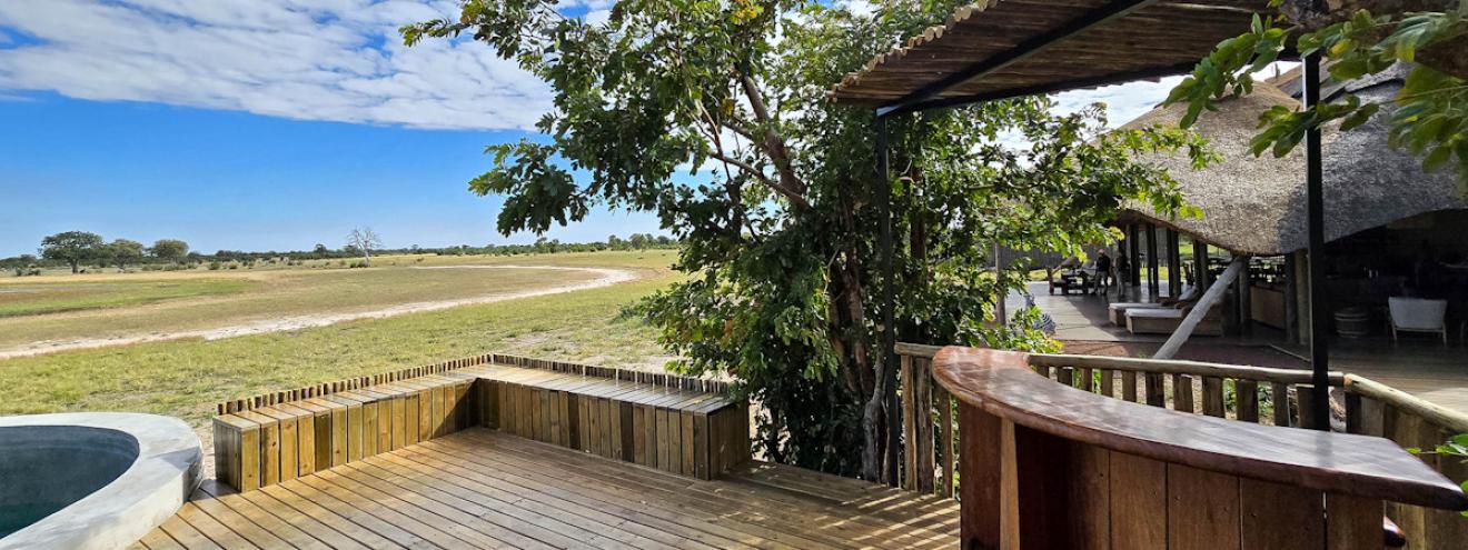 10 best lodges Zimbabwe Hwange Mana Pools Victoria Falls Gonarezhou Kariba Matobo safari stay