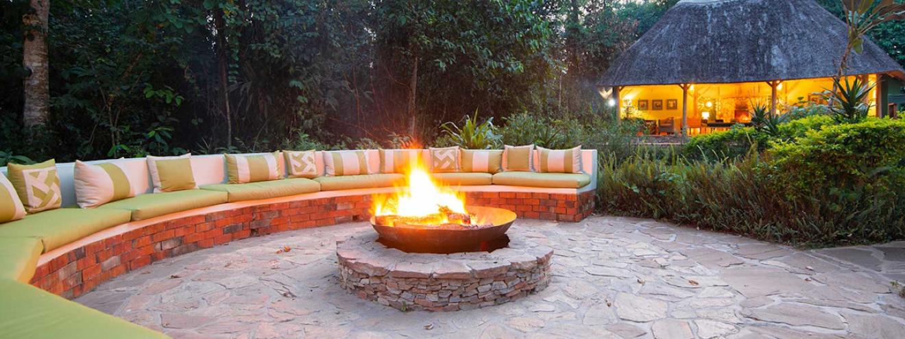 Primate Lodge Kibale 9 cottages Kanyanchu Visitors Centre chimpanzee tracking Uganda