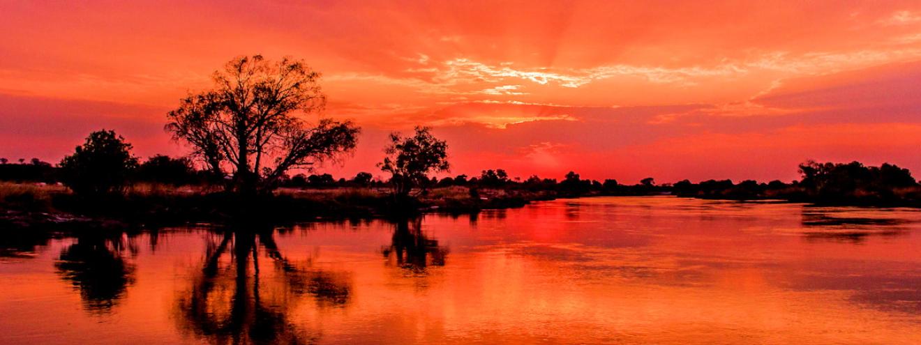 Mosi-oa-Tunya National Park 66km² Victoria Falls white rhino Zambezi Batoka Gorge Zambia