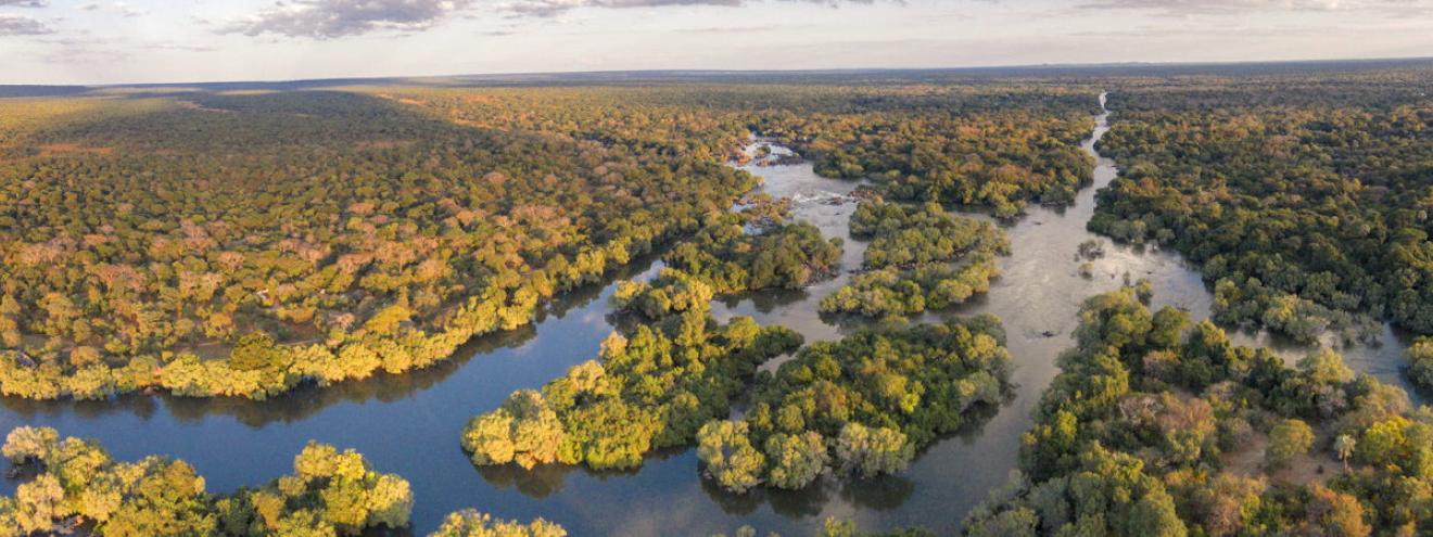 Kaingu Lodge 7 tented suites family house owner-operated Kafue River Kafue National Park Zambia