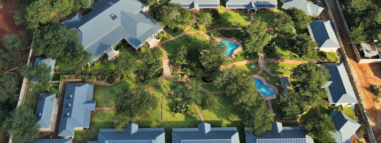 Pioneers Victoria Falls 50 rooms upmarket hotel 2.5km from Falls Zimbabwe