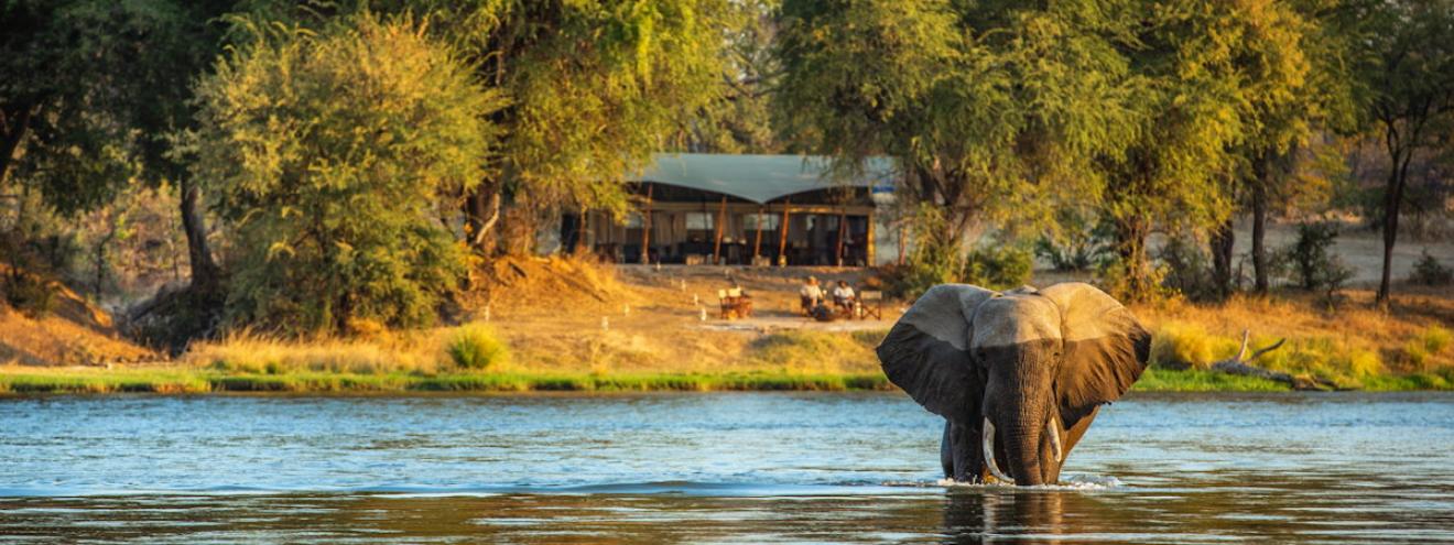 Sapi Explorers Camp 5 tented suites 118000 hectare Sapi Concession Mana Pools Zimbabwe