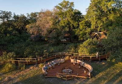Outdoor fire pit