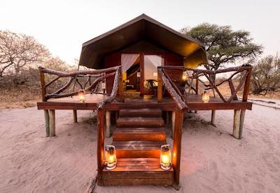Private Savuti tented suites