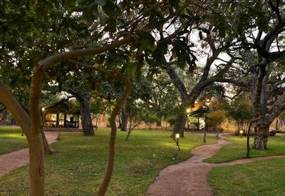 Manicured lawns at Valley Lodge