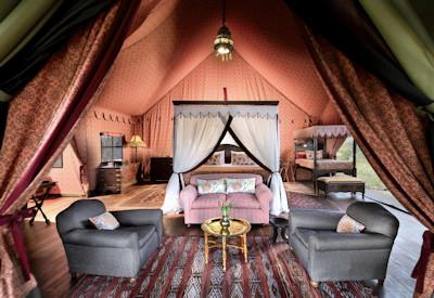Jack's offers guests luxury african safaris and desert adventure