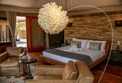 Stylish safari suites and small lounge area