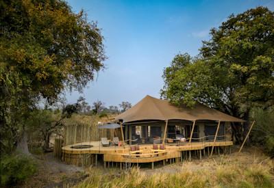 Offers guests a romantic safari experience