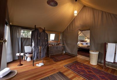 Large en-suite bathrooms with showers at Explorer camp