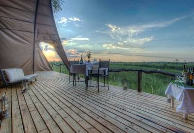 Okuti private viewing decks