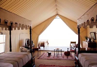 San tented safari bedrooms
