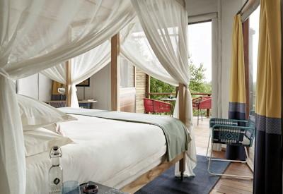 Large luxurious Baines suites