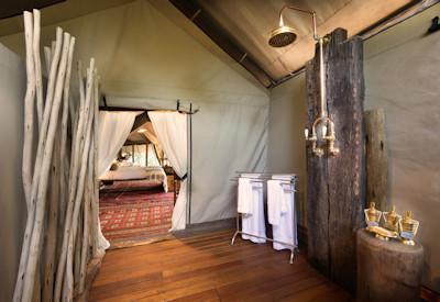 Large and luxurious en-suite bathrooms
