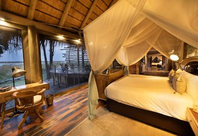 King sized beds with soft flowing silk