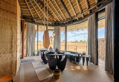 Large en-suite bathrooms