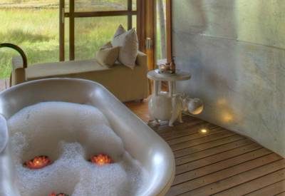 Xaranna Okavango en-suite bathrooms
