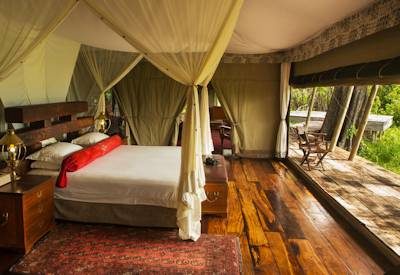 Luxurious and large tented bedrooms
