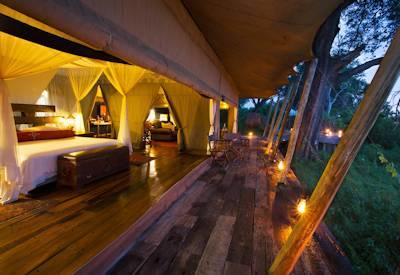 Covered private wooden viewing deck