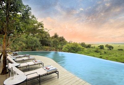 The rim flow swimming pool at Bateleur