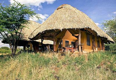 Thatched and canvas safari suites