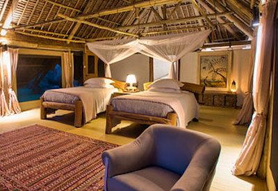 Luxurious open sided safari suites