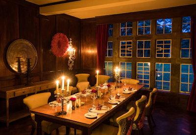 Romantic and private dining options