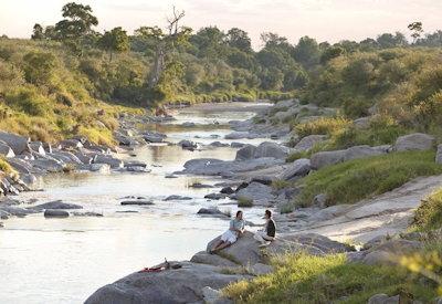 Walking safaris on the Mara River