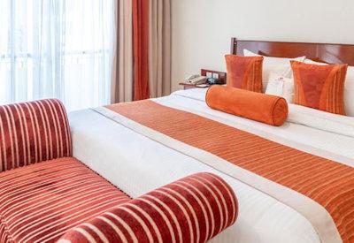 Classic Sarova en-suite bedroom