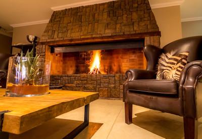 Lodge showcase options include double rooms and standard rooms