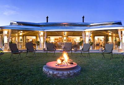 Mushara Safari Lodge is a farm house