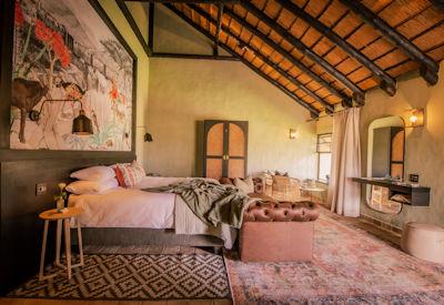 Air conditioning in thatched luxury suites